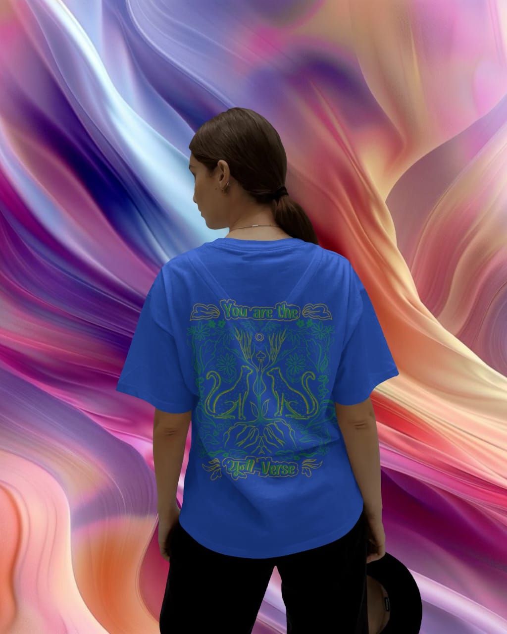 The यूनी-Vesrse Print Tee